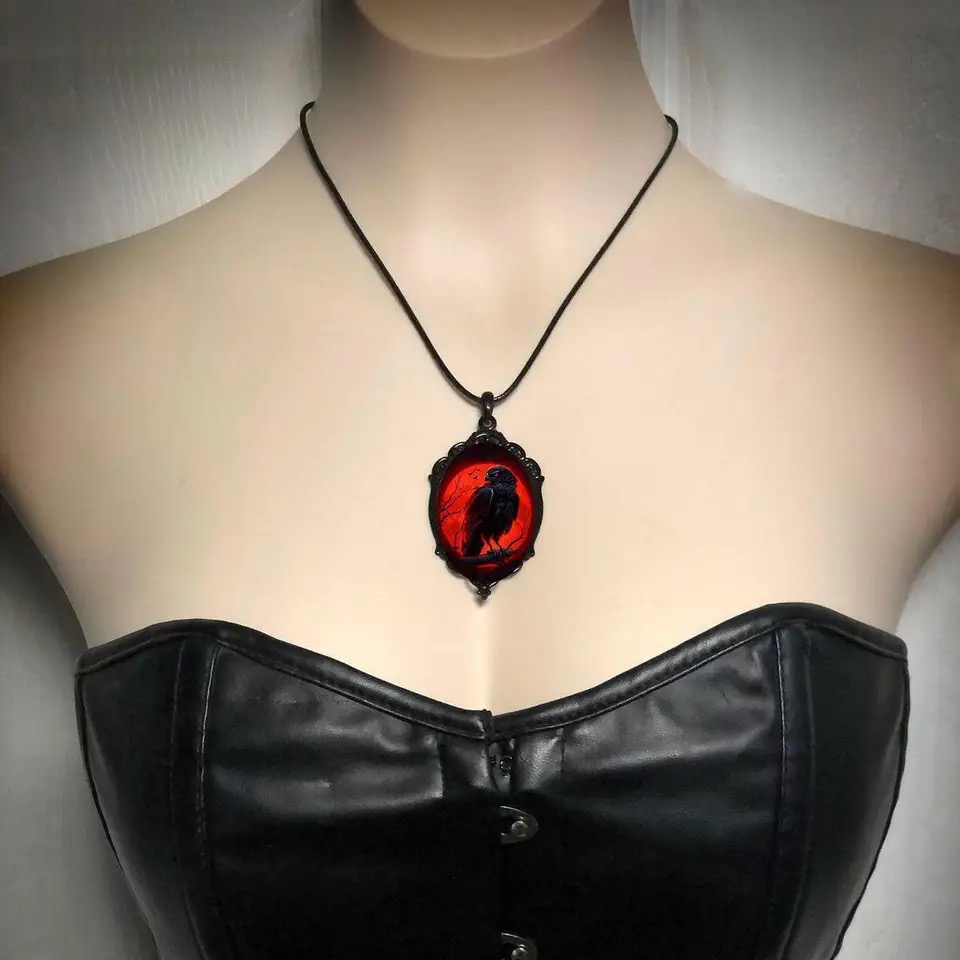 Gotycka sowa wampirów Naszyjni – Men'S Vampire Accessories recenzja i cena