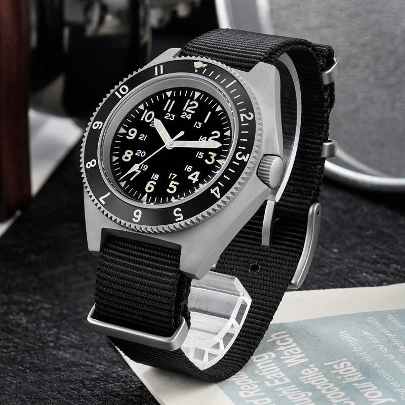 Zegarek kwarcowy Watchdives WD – Men'S Accessories And Jewelry recenzja i cena