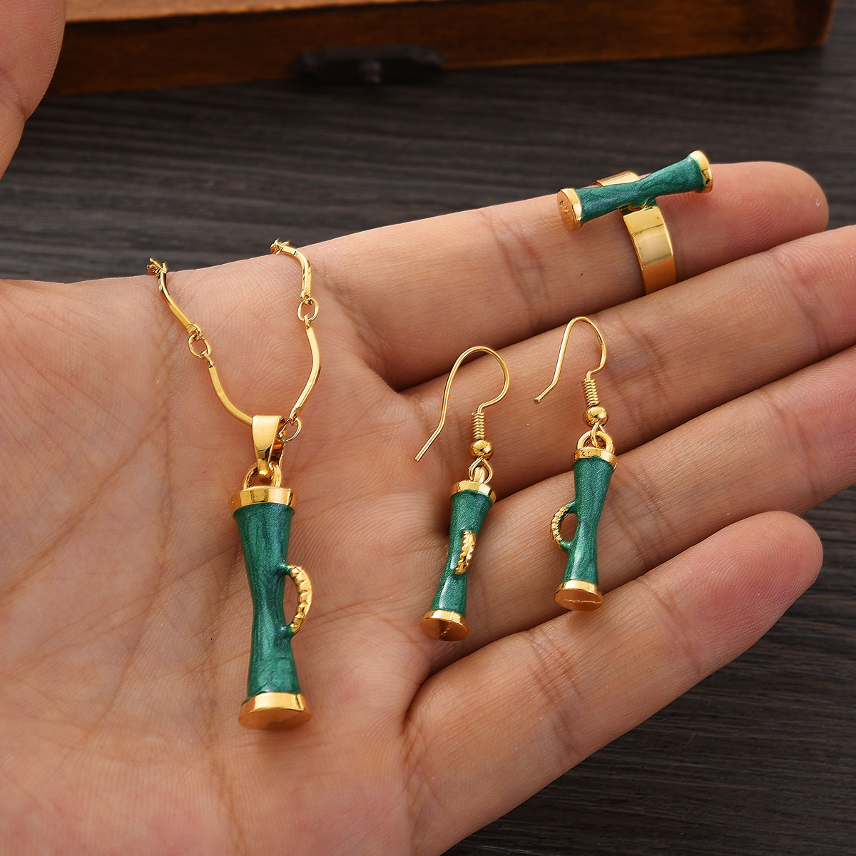 Złoty Zestaw Biżuterii PNG dla – Men Accessories India recenzja i cena